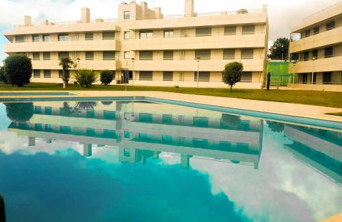 BEACH FRONT APARTMENT - with swimming pool, barbecue and tennis court! - Foto 1