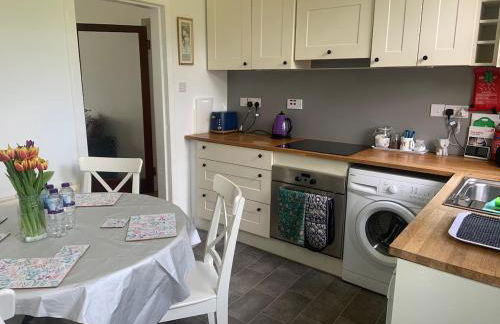Holiday Home with free parking & 4min to Edinburgh Warverly - Foto 7