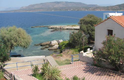 Lakonia Bay Apartments - Photo 12