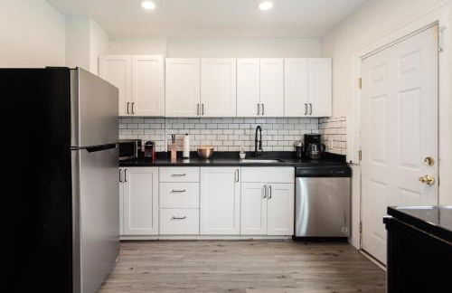 Luxe Mid-Century Styled Townhouse #3631 - Foto 30