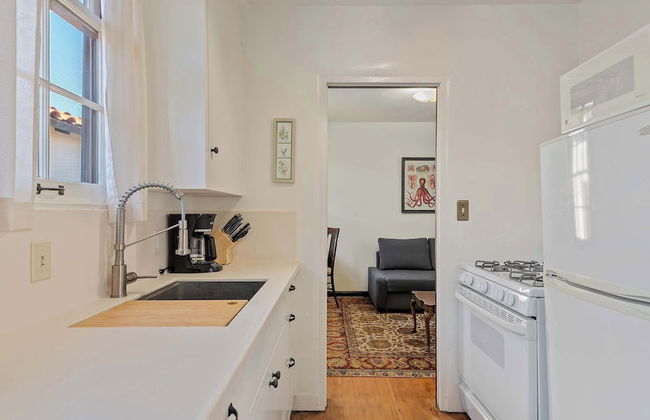 Garden Cottage - Miramar Beach With Shared Deck - Foto 4