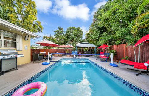 Heated Pool Spa BBQ Pool Table WiFi Near Beach-Downtown Fun - Foto 35