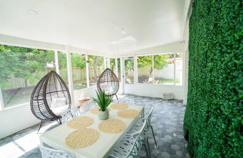 Tranquil and Sunny 4BR Getaway Home - Foto 39