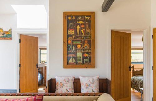 Rabbit Hole by Keepers Cottages - Photo 3