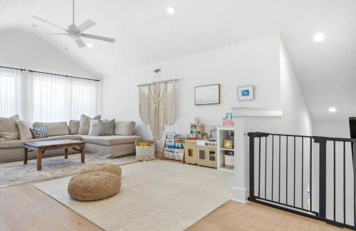 South Austin Pool & Sauna 4BR w Firepit & Playroom - Foto 47