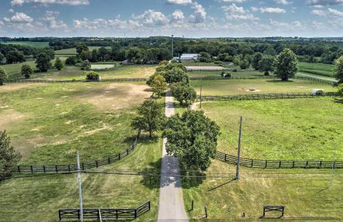 Peaceful Lebanon FarmhouseandRanch with Pool! - Foto 37