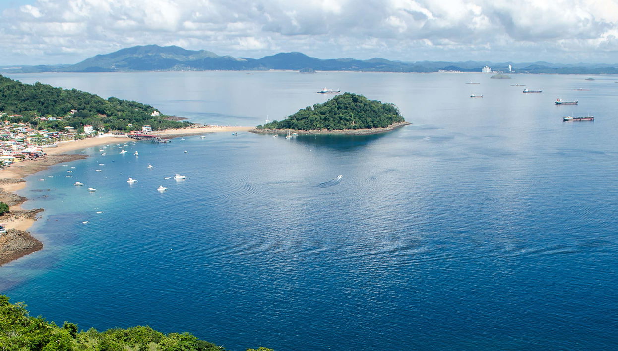 Excursión a la isla de Taboga en catamarán