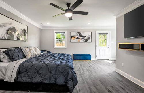 Fenced Yard, Swing Set Pawfect for Family and Dogs! - Foto 38