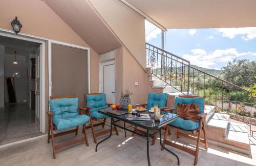 Achilleas Deluxe House-Jacuzzi - BBQ - Foto 19