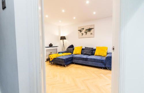 Charming Home in Bromsgrove - Perfect for Groups - Foto 12