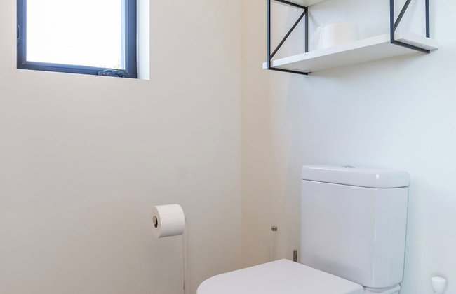 Luxe Weho Villa, Walk to Melrose Ave, Pool + Hot Tub North Vista by Avantstay - Foto 100