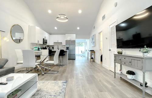 Luxe 6 Bed Heated Pool Villa I 5 min to Beach I BBQ - Foto 12