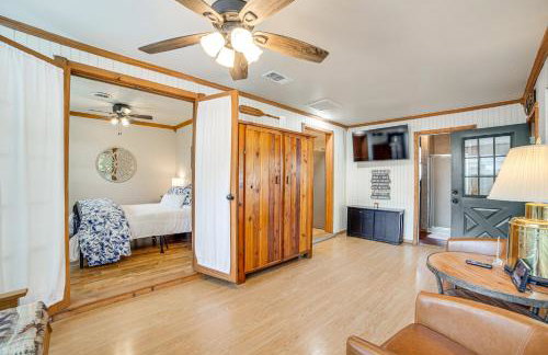 Spacious Deck Waterfront Home in Gun Barrel City! - Foto 13