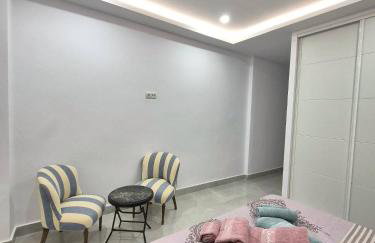 Happy Travel Marbella Renovated Duplex - Photo 19
