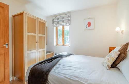 The Burcott Inn Cottages - Photo 6