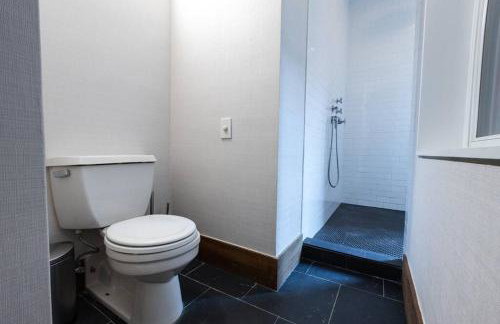 E10-3 3BR Designer Townhouse - Foto 11