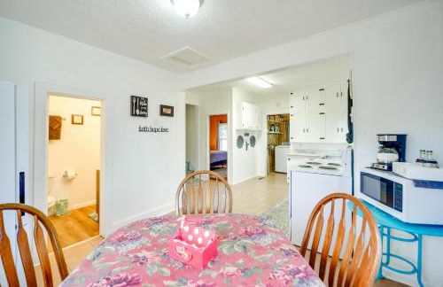 Less Than 1 Mi to Vineyard Historic Farnam Home! - Foto 8