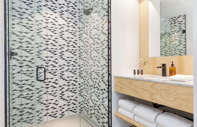 Blackhaus Suites by AvantStay – Modern Comfort in Downtown Palm Springs - Foto 43