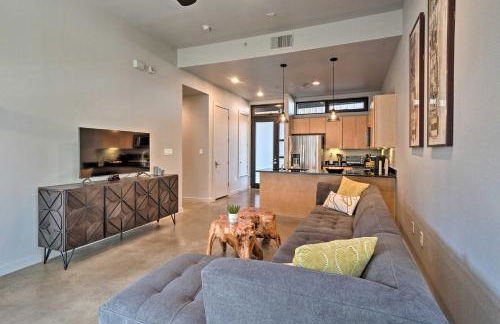 Urban Escape in SoLA with Private Patio! - Foto 8