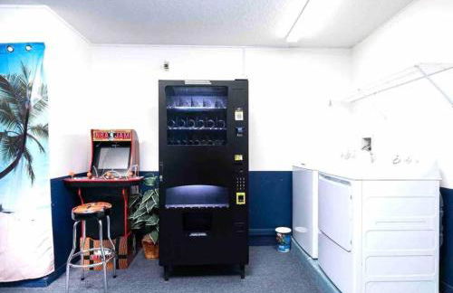 5 bedroom, 7 bed , 3 bathroom Midterm Rental Home with Pool and Game room, near Disney - Foto 3