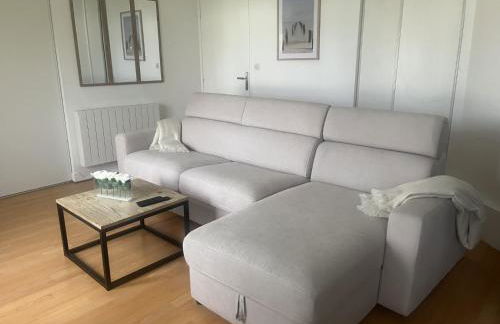 WonderSuite appartement - centre ville avec parking couvert -15mn de Paris et 10 mn de Stade de France, wifi, Netflix - Foto 1