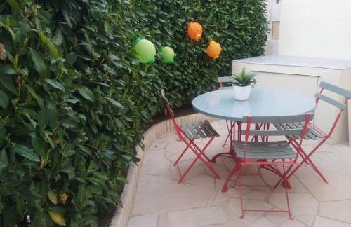 Appt 1 à 4 pers Cocoon,1,500 km sortie auto, 3 km Ctre Mâcon, PKG cour privée - Foto 7