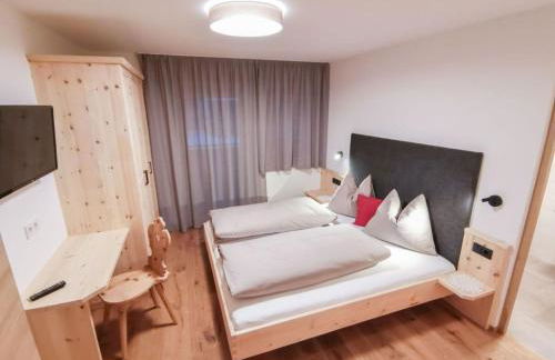 Messna Living - Photo 16