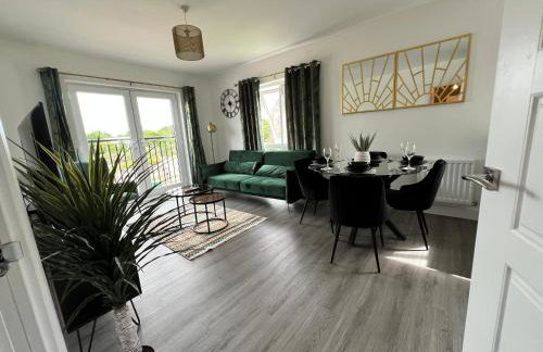 Modern 2 Bedroom Apartment - Photo 19