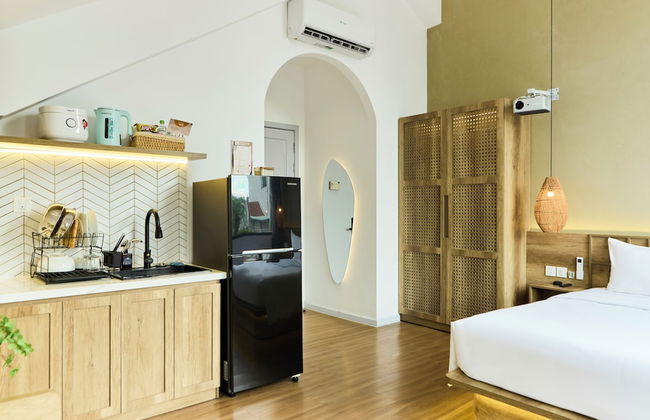 KIN WANDER TAN PHONG, THE MOONAGE - Foto 76