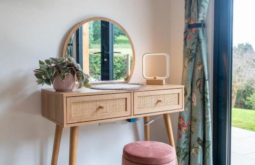 Modern Bungalow Views of Pen y Fan - Photo 20