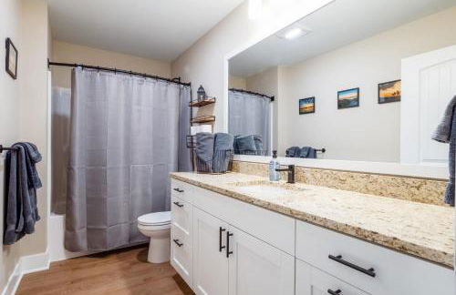 A pet friendly cozy condo in Traverse City - Photo 12