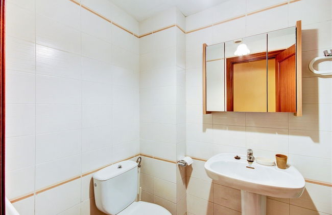 Romantic Apartment With View - Photo 17