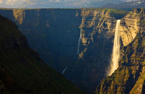 Vivienda uso turistico El Vie - Photo 22