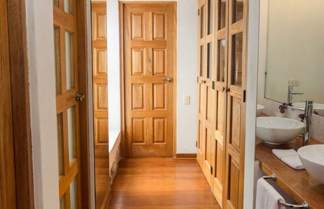 Artsy & Luxury Sacred Valley House - Photo 26