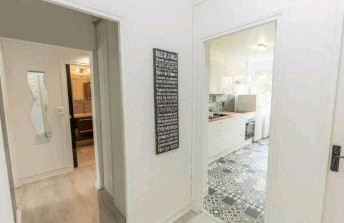 * Cosy & Spacieux * (75 M2) RER D à 5 min à pied - Foto 2