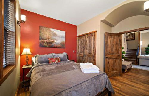 Ski-In Ski-Out Schweitzer Winter Chalet with Hot Tub - Foto 21