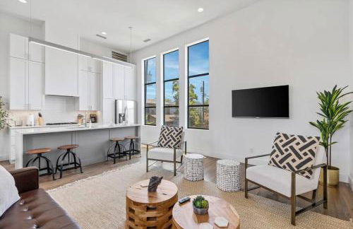 Beautiful Perfectly Located Luxury 2 Bed Townhome - Foto 11