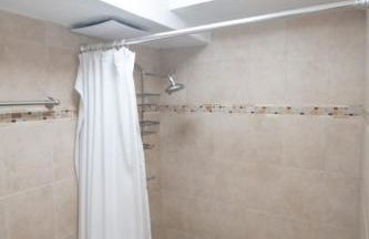 Ground Level Beachfront Studio - Photo 9