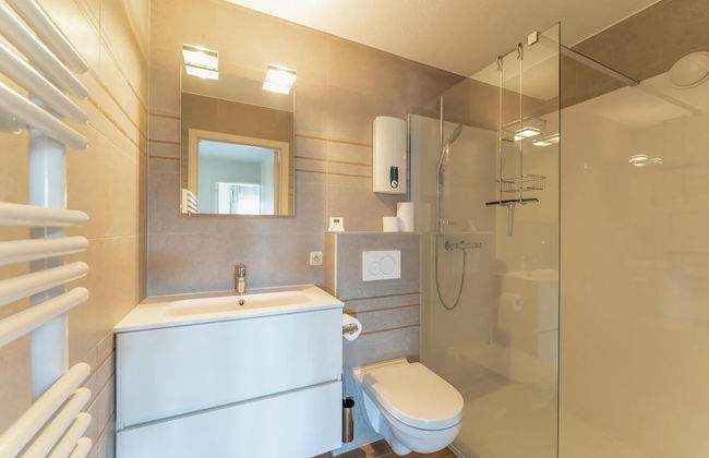 Apartment With Balcony and sea Views - Photo 15