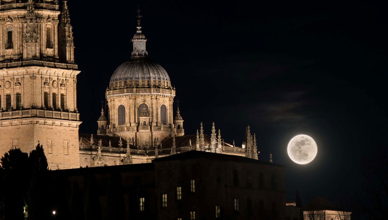Free tour nocturno por Salamanca