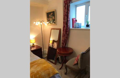 Tranquil Welsh Mountain Gem, Abertillery, Wales - Foto 47