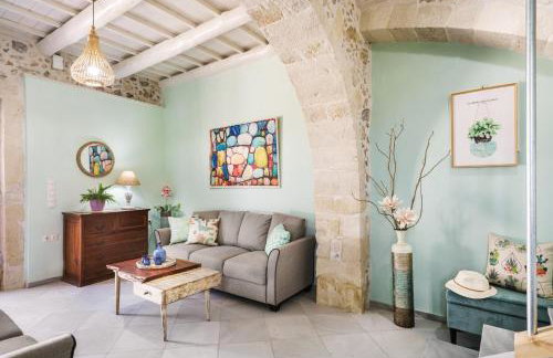 Butterfly, a historical villa with pool & hot tub! - Foto 28