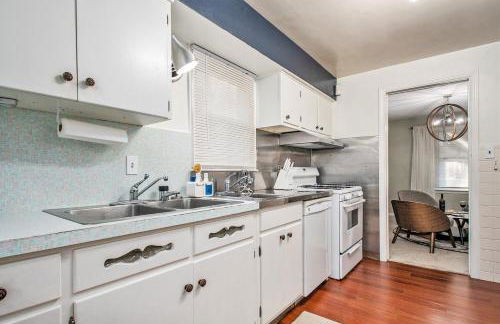 Tahanan - Cozy 4BD Near Downtown & UND - Gameroom - Foto 11