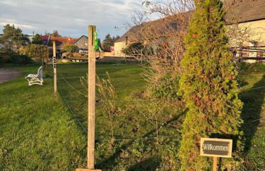 Ruhiges Wohlfühlzimmer auf dem Pferdehof Gut Greppin - mit Kochnische, WLAN & kostenlosem Parken - Foto 12