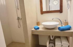 Edelweiss Rent Rooms-Rent a Car - Foto 15