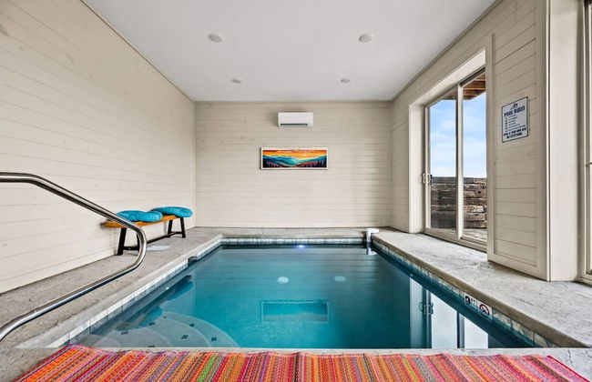 NEW Lake View Indoor Pool Sleeps 14 Hot Tub - Foto 45