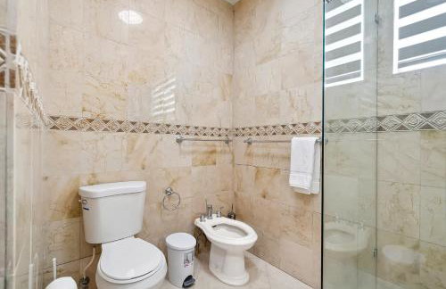 6-BD 3-BA Dreamy Vacation Retreat in Coral Terrace - Foto 27