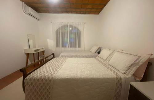 Casa da Vila, charmosa e espaçosa, fica a 150 metros da praia das castanheiras - Foto 9