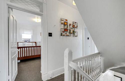 5BDRM GEM with Arcade - Mt Wash - Foto 31