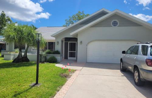 Villa Milano - Electric-heated pool home w/spa in quiet neighborhood & pet-friendly! - SWFL Rentals - Foto 8